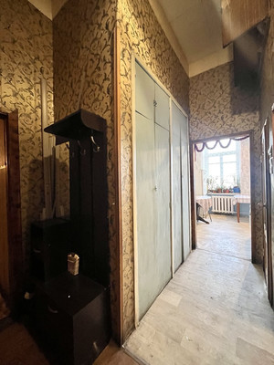 Продам комнату в 4-комн. квартире, Курляндская ул, 22-24, Санкт-Петербург г