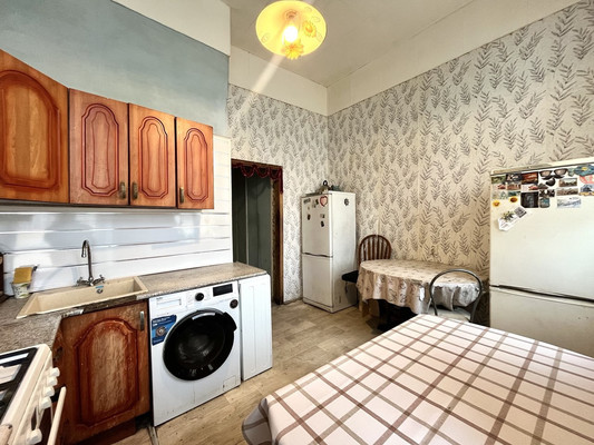 Продам комнату в 4-комн. квартире, Курляндская ул, 22-24, Санкт-Петербург г