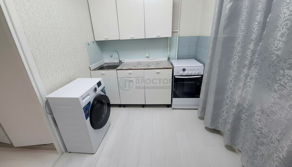 Продам однокомнатную (1-комн.) квартиру, Чертановская ул, 33к2, Москва г