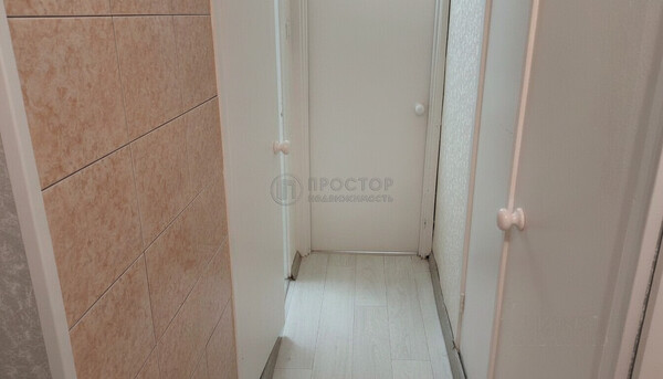 Продам однокомнатную (1-комн.) квартиру, Чертановская ул, 33к2, Москва г