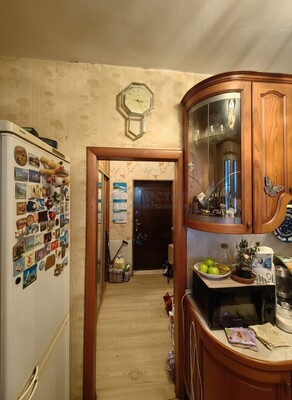 Продам двухкомнатную (2-комн.) квартиру, Обручева ул, 6, Москва г