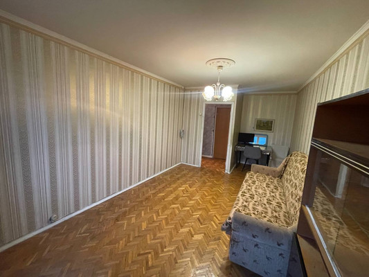 Продам трехкомнатную (3-комн.) квартиру, Академика Миллионщикова ул, 16, Москва г