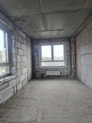 Продам трехкомнатную (3-комн.) квартиру, Новомосковская ул, 1к1, Москва г