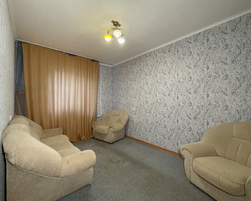 Продам двухкомнатную (2-комн.) квартиру, Ленинградская ул, 5, Волгодонск г