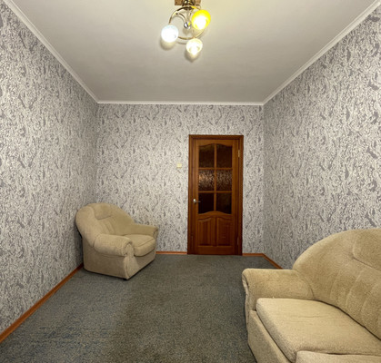 Продам двухкомнатную (2-комн.) квартиру, Ленинградская ул, 5, Волгодонск г