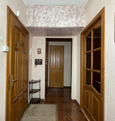 Продам двухкомнатную (2-комн.) квартиру, Ленинградская ул, 5, Волгодонск г