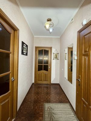 Продам двухкомнатную (2-комн.) квартиру, Ленинградская ул, 5, Волгодонск г