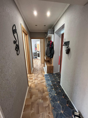 Продам трехкомнатную (3-комн.) квартиру, Совхозная ул, 3, Сокол с