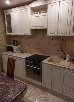 Продам двухкомнатную (2-комн.) квартиру, Совхозная ул, 3, Сокол с