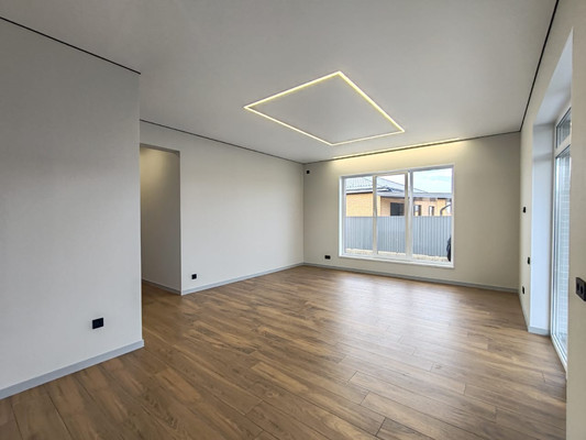 Продам дом, Центральная ул, 4, Садовый п, 0 км от города