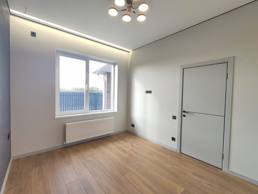 Продам дом, Центральная ул, 4, Садовый п, 0 км от города