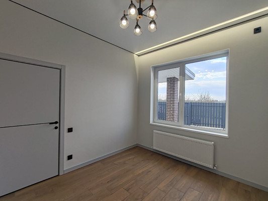 Продам дом, Центральная ул, 4, Садовый п, 0 км от города