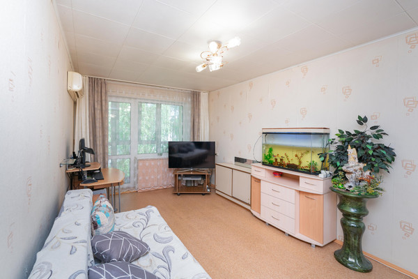 Продам трехкомнатную (3-комн.) квартиру, Таборская ул, 22, Пермь г