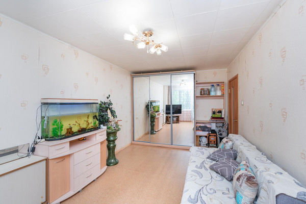 Продам трехкомнатную (3-комн.) квартиру, Таборская ул, 22, Пермь г