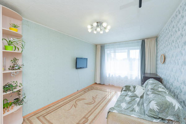 Продам трехкомнатную (3-комн.) квартиру, Таборская ул, 22, Пермь г