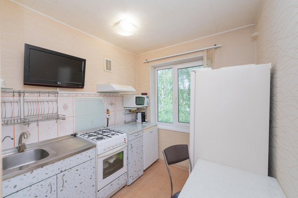 Продам трехкомнатную (3-комн.) квартиру, Таборская ул, 22, Пермь г