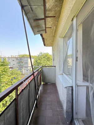 Продам трехкомнатную (3-комн.) квартиру, Ватутина ул, 23, Нальчик г