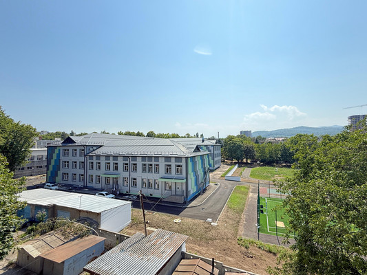 Продам трехкомнатную (3-комн.) квартиру, Ватутина ул, 23, Нальчик г