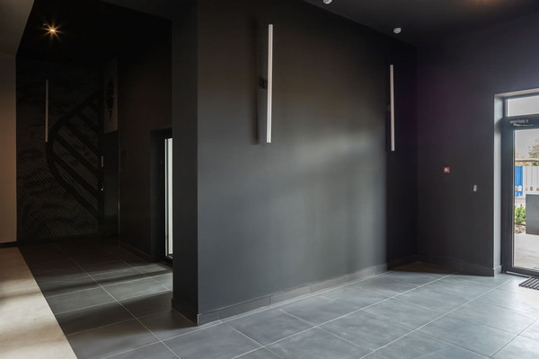 Продам трехкомнатную (3-комн.) квартиру, Арсенальная ул, 31к3, Калининград г