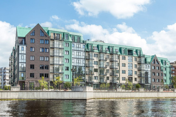 Продам однокомнатную (1-комн.) квартиру, Октябрьская ул, 12к2, Калининград г