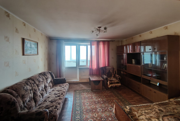 Продам однокомнатную (1-комн.) квартиру, Новаторов пл, 9В, Рязань г