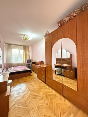 Продам двухкомнатную (2-комн.) квартиру, Ватутина ул, 25, Нальчик г