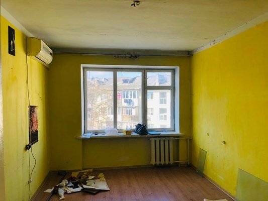 Продам двухкомнатную (2-комн.) квартиру, Киевская ул, 169, Симферополь г