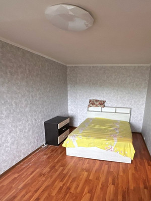 Продам двухкомнатную (2-комн.) квартиру, Автомобилист гск, 41, Биокомбината п