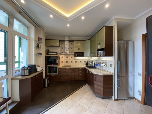 Продам многокомнатную квартиру, Клары Цеткин ул, 18Бк1, Москва г