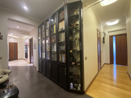 Продам многокомнатную квартиру, Клары Цеткин ул, 18Бк1, Москва г