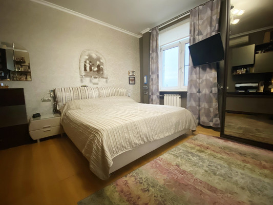 Продам многокомнатную квартиру, Клары Цеткин ул, 18Бк1, Москва г