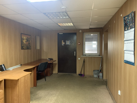 Сдам склад 1 810 м2, Финляндская ул, 19, Колпино г