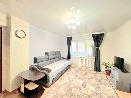 Продам двухкомнатную (2-комн.) квартиру, Казанская ул, 39, Ишим г