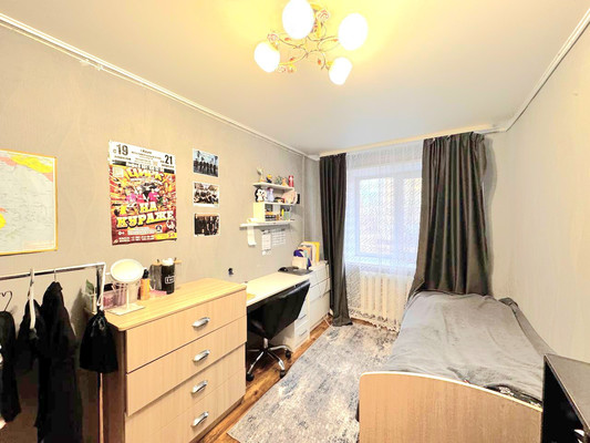 Продам двухкомнатную (2-комн.) квартиру, Казанская ул, 39, Ишим г