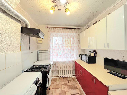 Продам двухкомнатную (2-комн.) квартиру, Казанская ул, 39, Ишим г