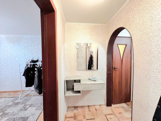 Продам двухкомнатную (2-комн.) квартиру, Казанская ул, 39, Ишим г