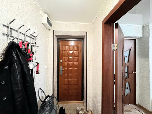 Продам двухкомнатную (2-комн.) квартиру, Казанская ул, 39, Ишим г