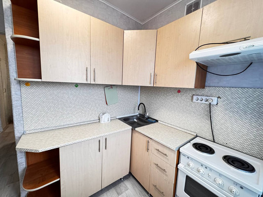 Продам двухкомнатную (2-комн.) квартиру, Береговая ул, 21, Ишим г