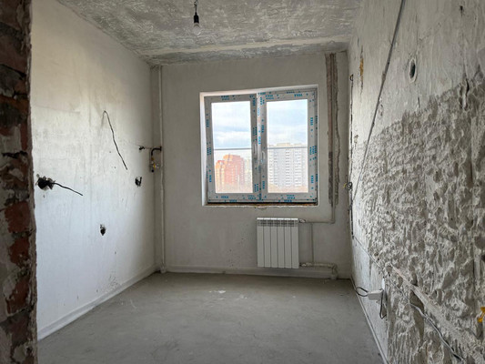 Продам трехкомнатную (3-комн.) квартиру, 339-й Стрелковой Дивизии ул, 17к3, Ростов-на-Дону г