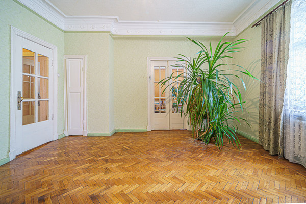 Продам многокомнатную квартиру, Комсомольский пр-кт, 49, Пермь г