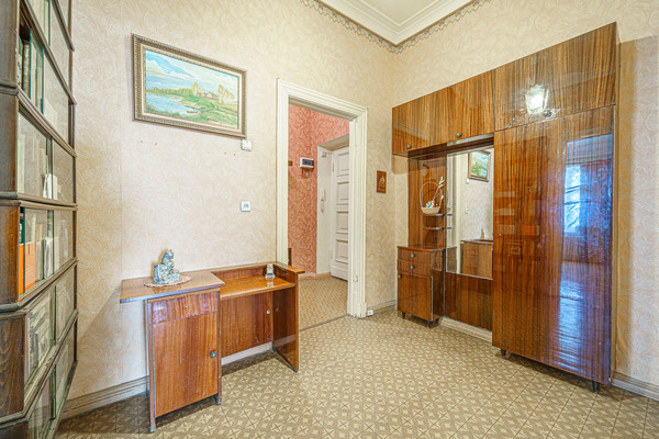 Продам многокомнатную квартиру, Комсомольский пр-кт, 49, Пермь г