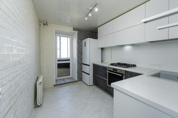 Продам трехкомнатную (3-комн.) квартиру, Карла Маркса ул, 2, Кондратово д