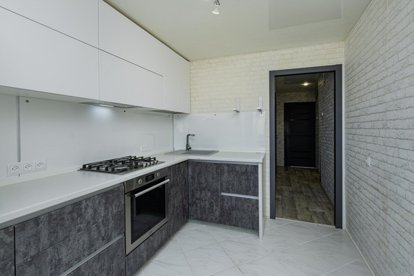 Продам трехкомнатную (3-комн.) квартиру, Карла Маркса ул, 2, Кондратово д