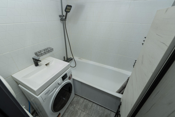 Продам трехкомнатную (3-комн.) квартиру, Карла Маркса ул, 2, Кондратово д