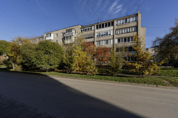 Продам трехкомнатную (3-комн.) квартиру, Карла Маркса ул, 2, Кондратово д