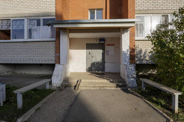 Продам двухкомнатную (2-комн.) квартиру, Нижнемуллинская ул, 9, Култаево с