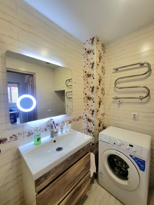 Продам двухкомнатную (2-комн.) квартиру, Волжская (Центральный р-н) ул, 30/1, Сочи г