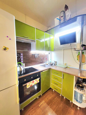 Продам двухкомнатную (2-комн.) квартиру, Параллельная (Центральный р-н) ул, 6/8, Сочи г