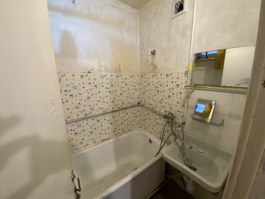 Продам трехкомнатную (3-комн.) квартиру, Тельмана ул, 3, Туапсе г