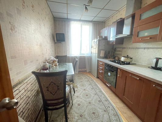 Продам трехкомнатную (3-комн.) квартиру, Кирова ул, 349, Нальчик г